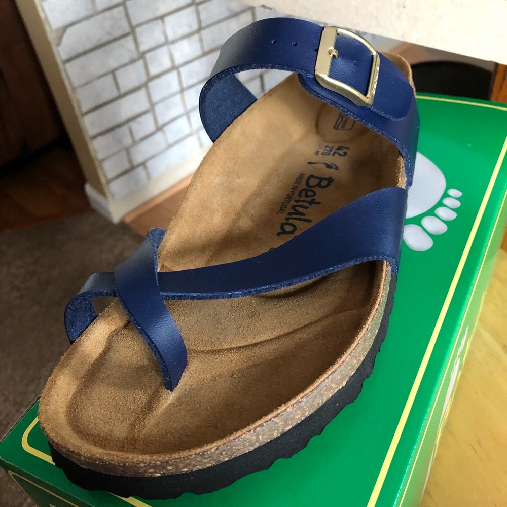 Birkenstock’s Betula Mia dark blue brand new